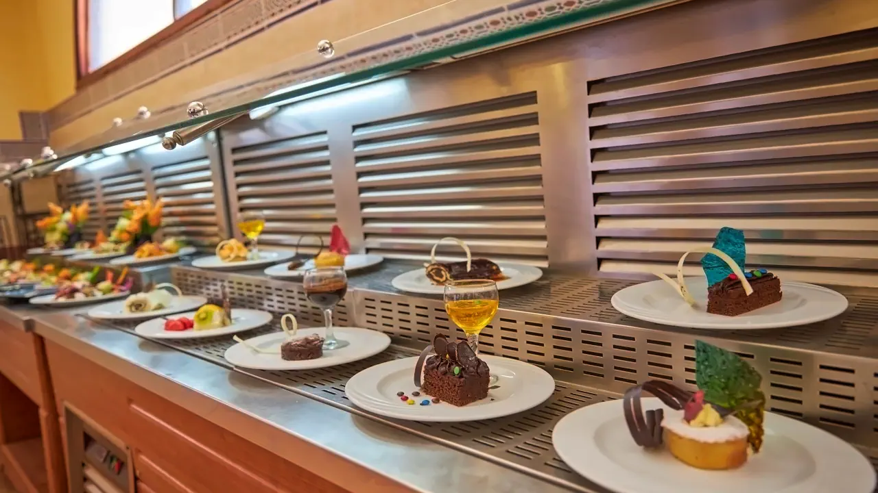 الفندق بروتيلز كريستال بيتش - مرسى علم